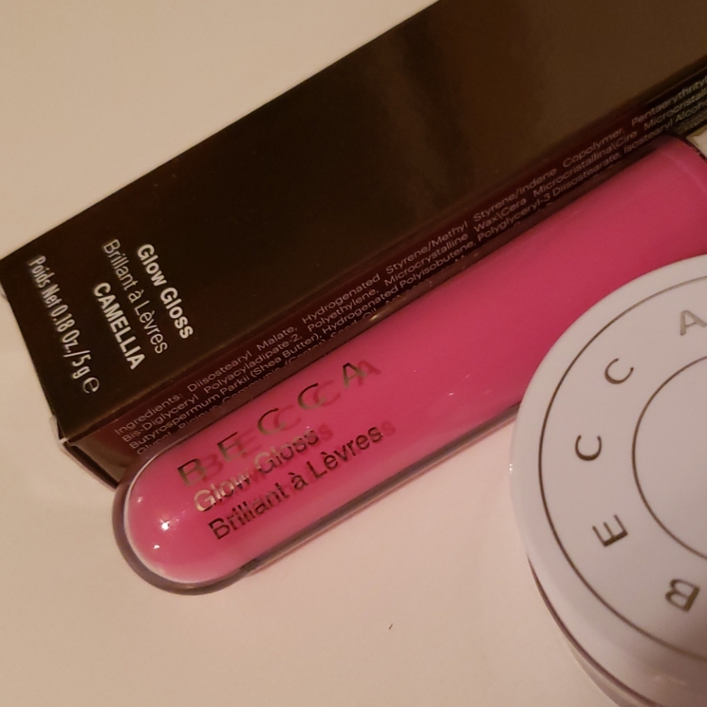 Becca Glow Gloss & Hydra Mist Powder - Picture 2 of 6
